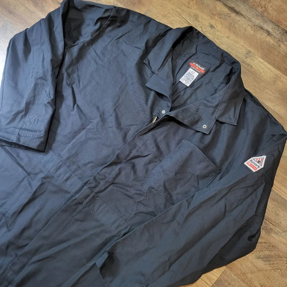 Bulwark FR Men's Navy Flame Resistant 9 Oz Twill Cotton Coveralls Size 58 Long - Picture 3 of 9